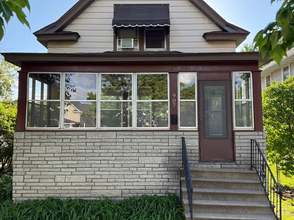 907 22nd Ave SE, Minneapolis, MN 55414