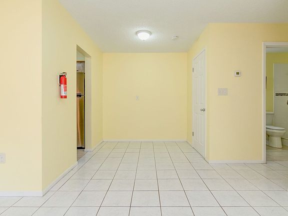 4th image of 421 F St
