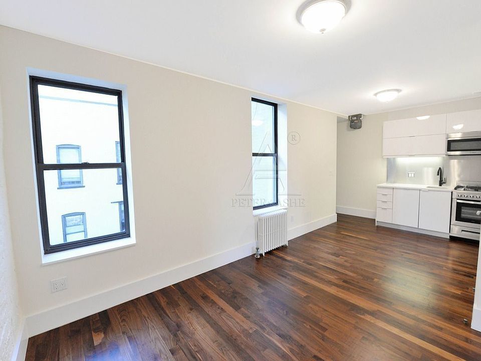 1st image of 455 Hudson St #15B