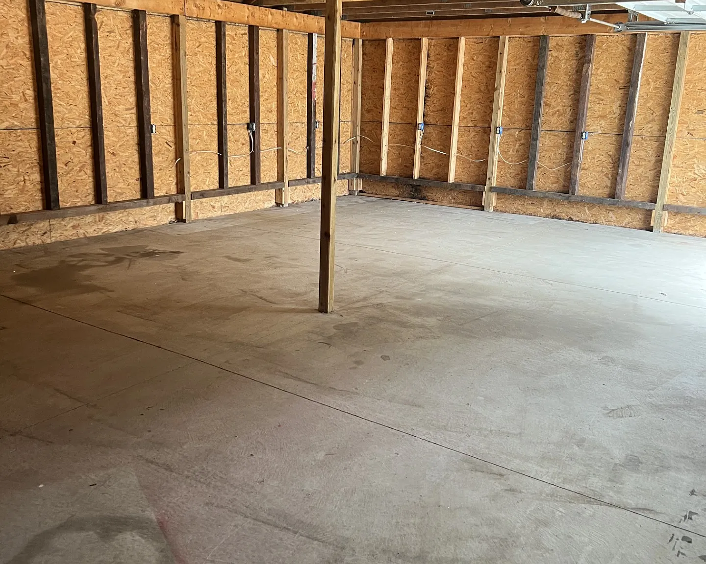Studio, 750 sqft, $600 — Photo 2