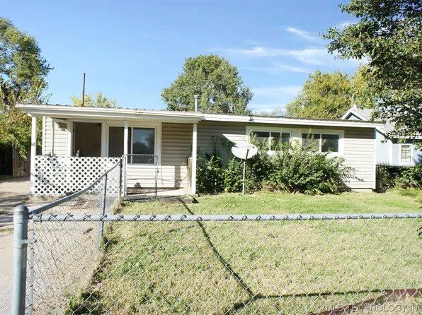 2837 E 42nd Pl N, Tulsa, OK 74110