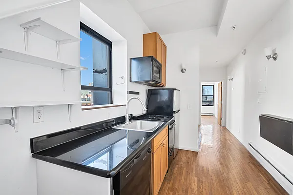 Rented by Compass | media 21