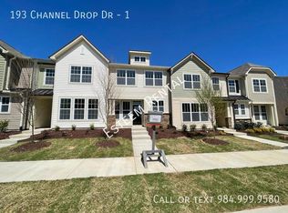 193 Channel Drop Dr #1, Clayton, NC 27520