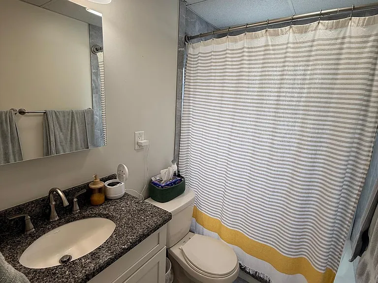 211 Beech St — Photo 5