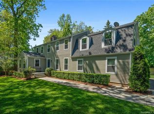 2 Old Studio Rd, New Canaan, CT 06840