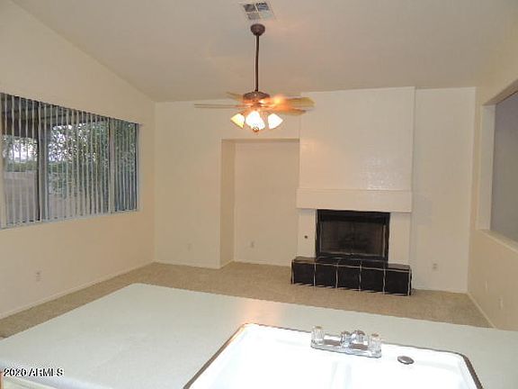 3rd image of 6652 W Linda Ln