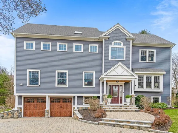 239 Ridge St, Winchester, MA 01890