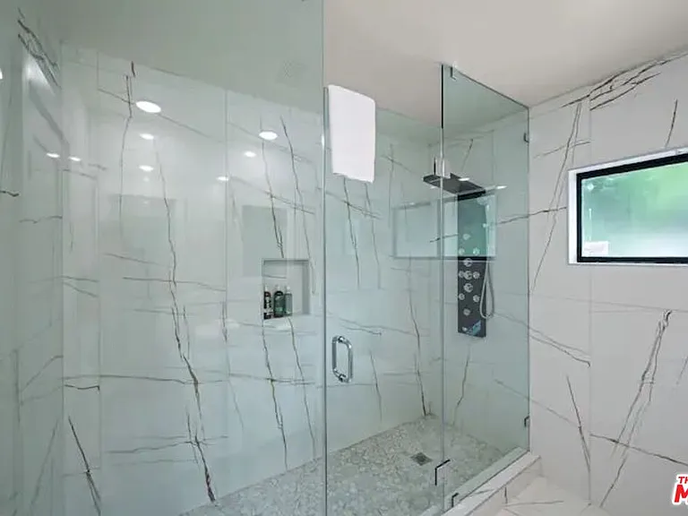 2617 S Beverly Dr — Photo 28