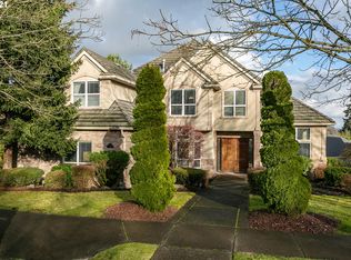 2900 Beacon Hill Dr, West Linn, OR 97068