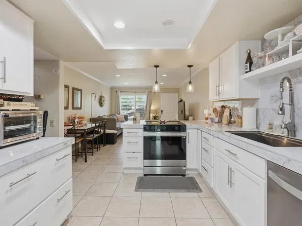 569 E St #34, Chula Vista, CA 91910
