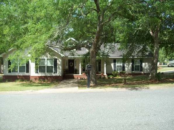 1215 Majestic Ave, Bainbridge, GA 39817