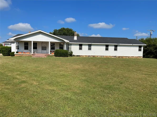 112420 S 4760th Rd, Muldrow, OK 74948
