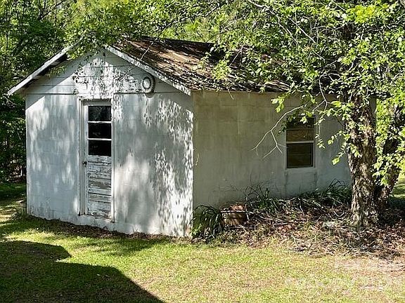 4th image of 149 Robert Joyner Cir