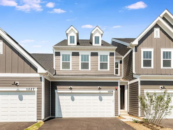 1229 Josiah Rd, Naperville, IL 60563