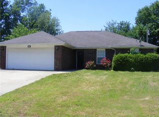 401 Bonanza St, Centerton, AR 72719