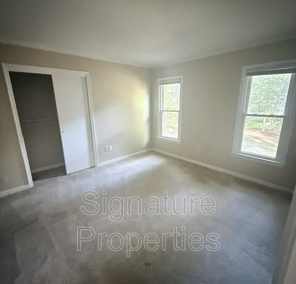 14709 Mill Spring Dr — Photo 10