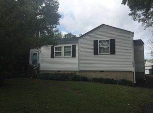 1422 Winston Dr, Charlotte, NC 28205