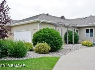 2903 27th St S, Fargo, ND 58103