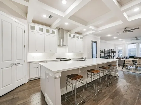 5532 Kiam Street, Houston, TX 77007