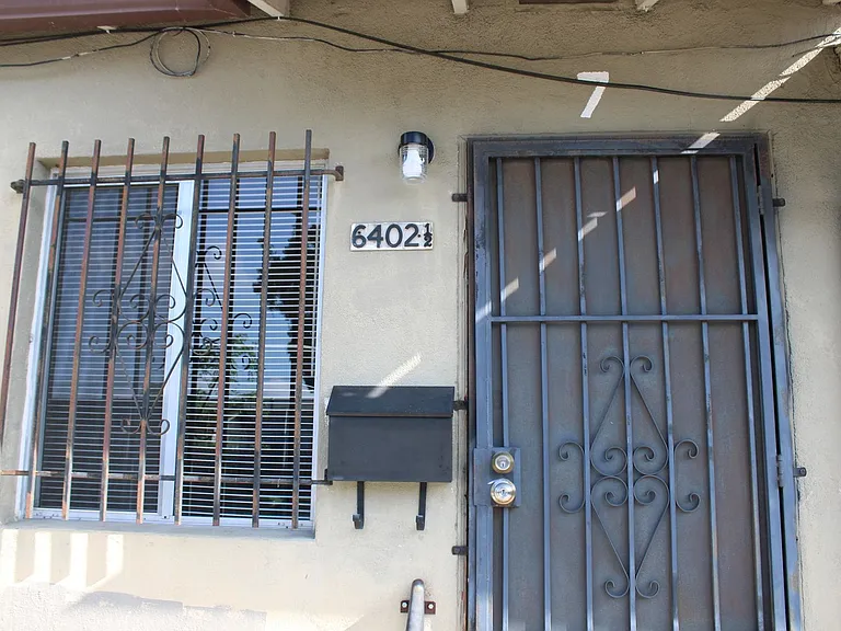 6340 10th Ave — Photo 33