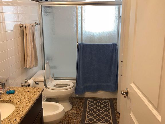 4th image of 4315 217th St