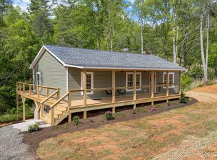 135 Scarlett Ridge Dr, Marshall, NC 28753