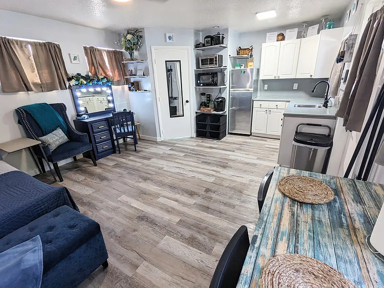 1128 Hernando St #C — Photo 8