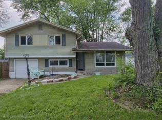 4910 Devonshire Dr, Fort Wayne, IN 46806