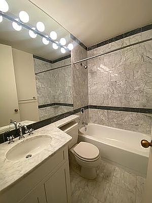 5th image of 500 W 43rd St APT 10C