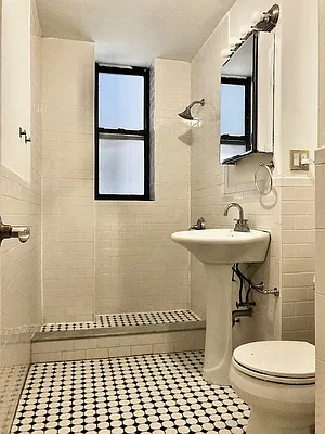 Rented by Matthew Gros-Werter, LREB  | media 41