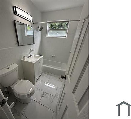 5th image of 650 NE 149th St #215