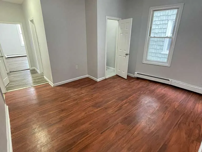 848 S 15th St #1F — Photo 2