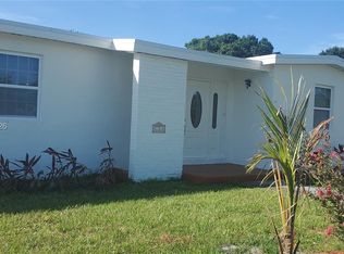 131 SE Serenata Ct, Port Saint Lucie, FL 34983