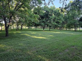 113 Locust Grove Dr, Georgetown, KY 40324