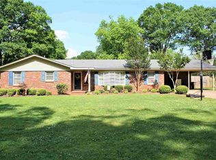 1708 Summerlane SE, Decatur, AL 35601