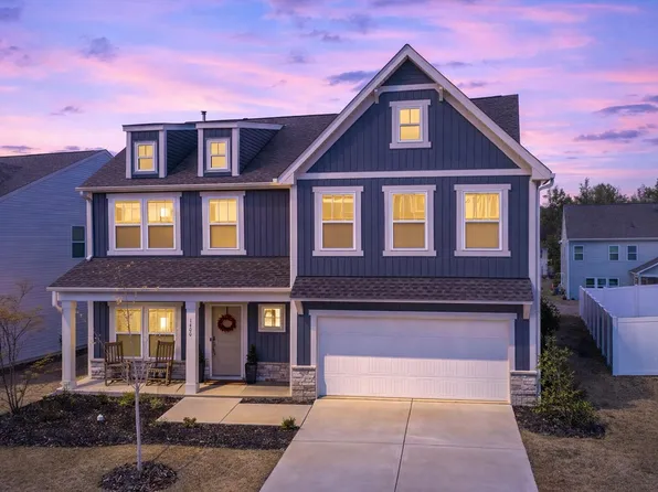 1400 Addison Lake St, Fuquay Varina, NC 27526