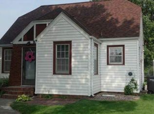 811 N Baltimore Ave, Hastings, NE 68901
