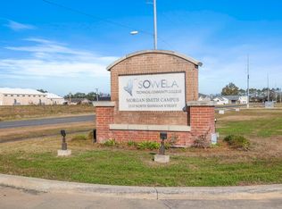 Virginia St, Jennings, LA 70546