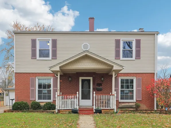 610 Maple Dr, Buffalo Grove, IL 60089