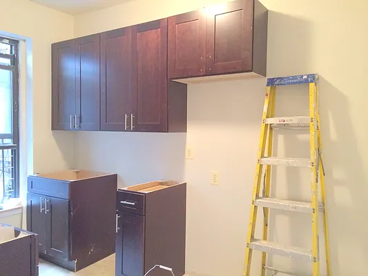 Rented by Uptown Flats LLC | media 35