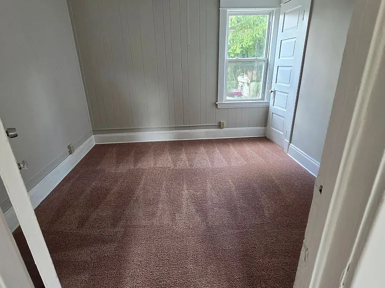 6321 Lansing Ave — Photo 10