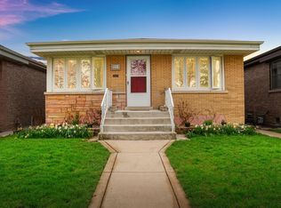 2213 Northgate Ave, North Riverside, IL 60546