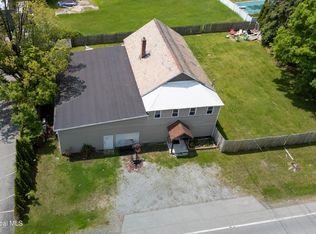 985 Murray Rd, Middle grove, NY 12850