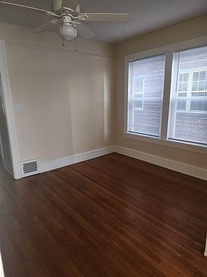 Dining room (front door access)
