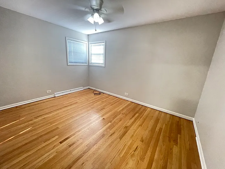 9136 N Lawler Ave #2 — Photo 12