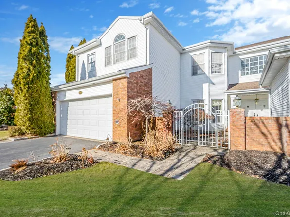 148 Country Club Drive, Commack, NY 11725