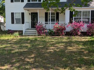 143 Sunny Dr, Ashland, VA 23005