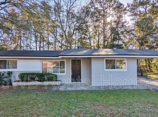 7437 Dostie Dr E, Jacksonville, FL 32209
