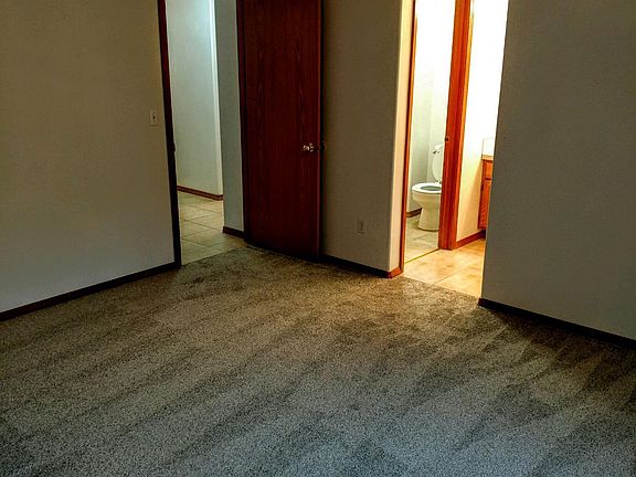 5th image of 6613 NE 73rd Cir
