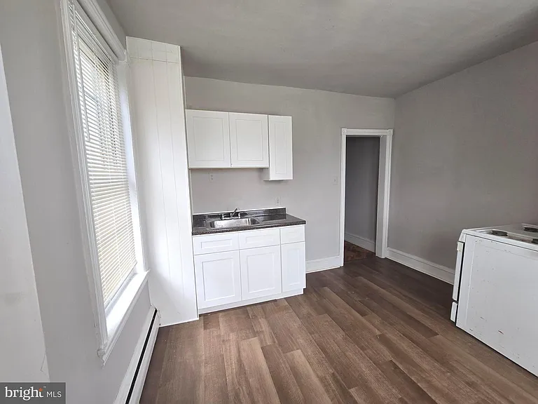 5709 Leonard St #2 — Photo 11